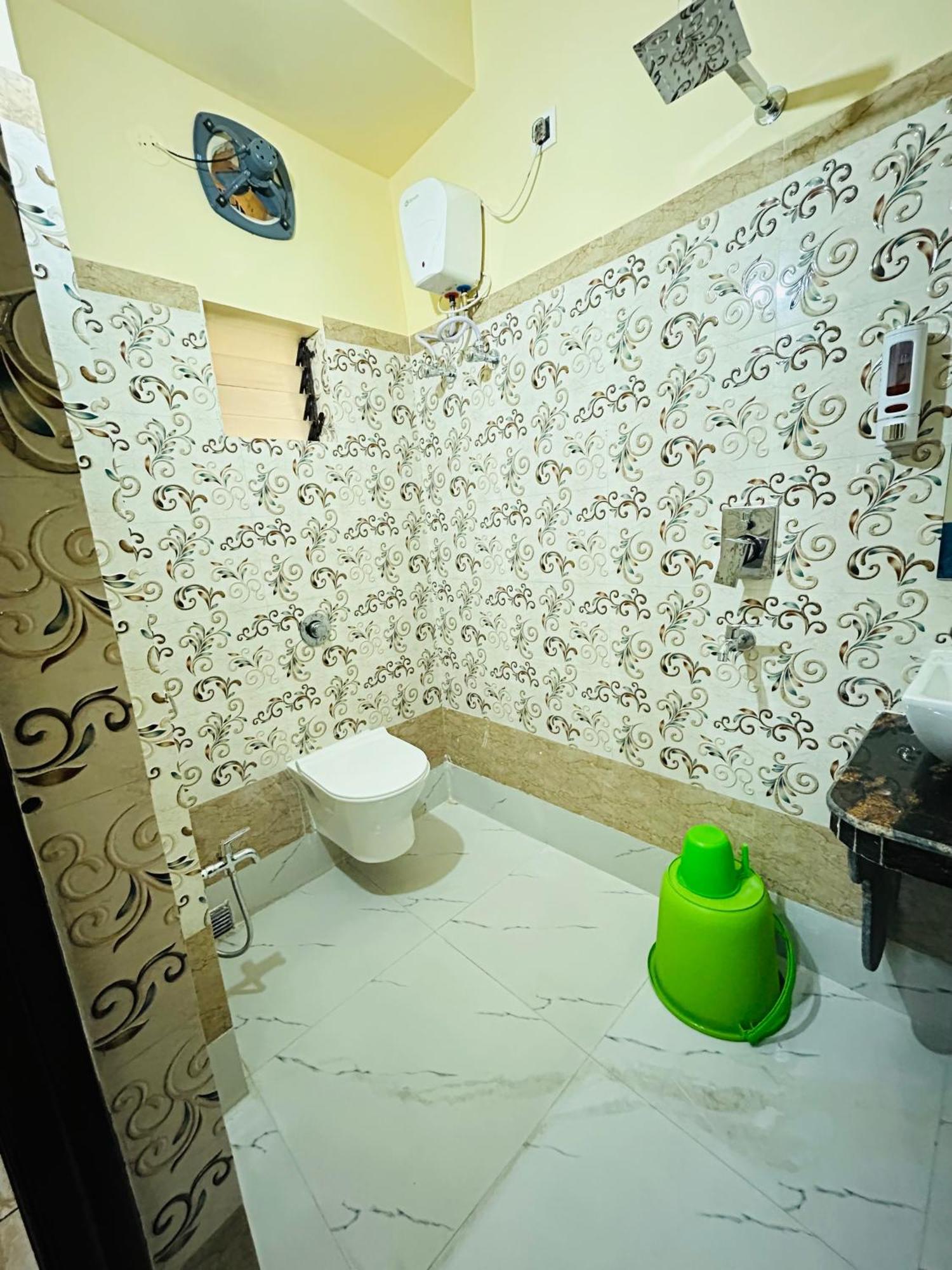 Hotel Kanan Inn Calcutta Eksteriør billede
